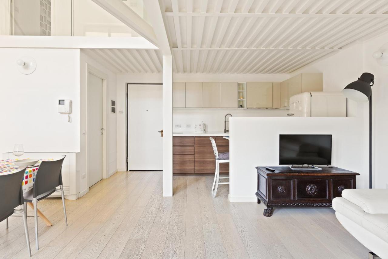 Elegant Loft With Balcony! Apartment Milano Exterior foto